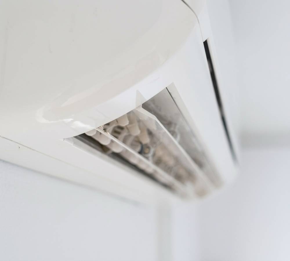 Ductless mini-split unit